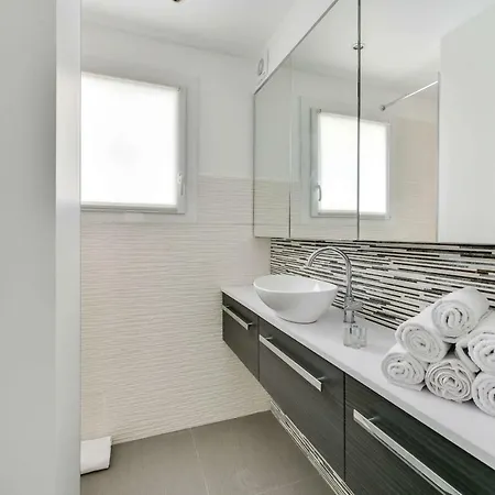 Luckey Homes - Boulevard Des Nations アンティーブ